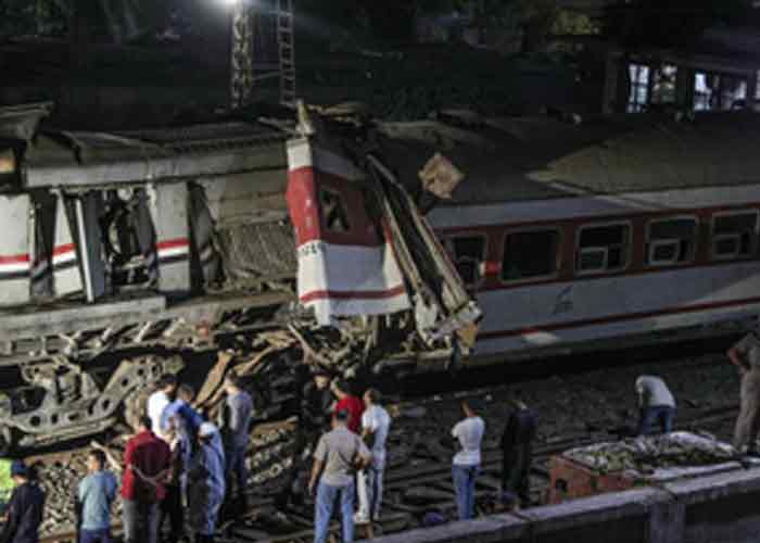 train collision in Egypt